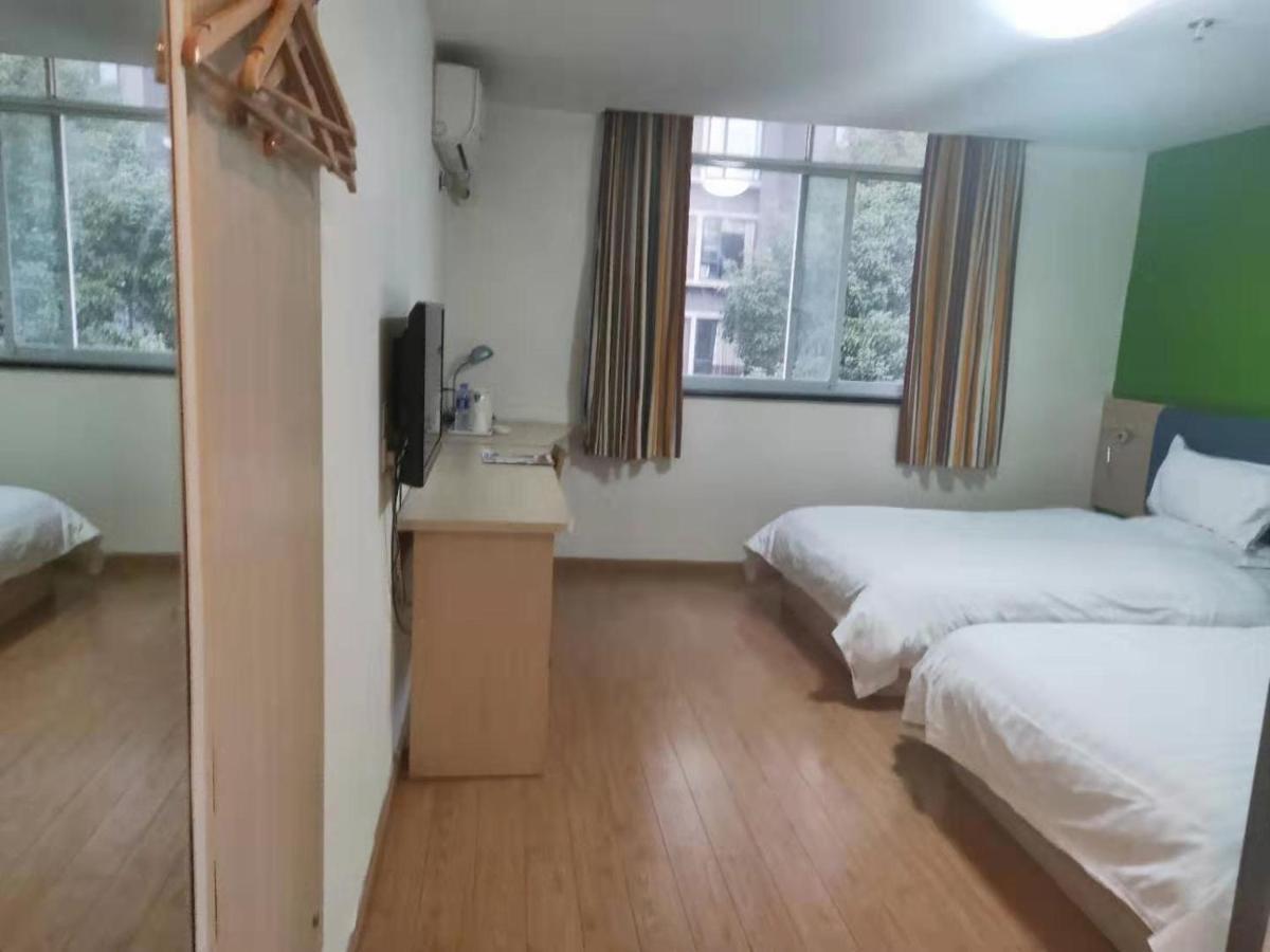 7Days Inn Chengdu Shuangliu Airport Taqiao Road Dış mekan fotoğraf